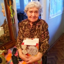 Маца на Песах для одиноких пожилых евреев